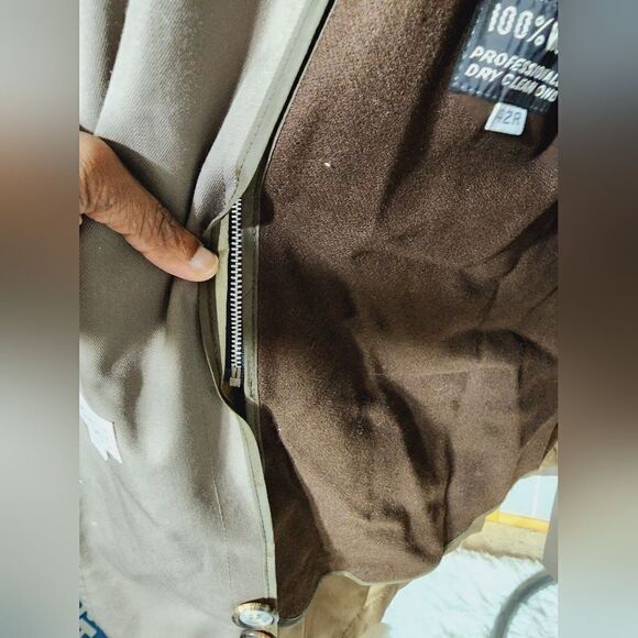 Christain Dior   - Picture 14 of 16